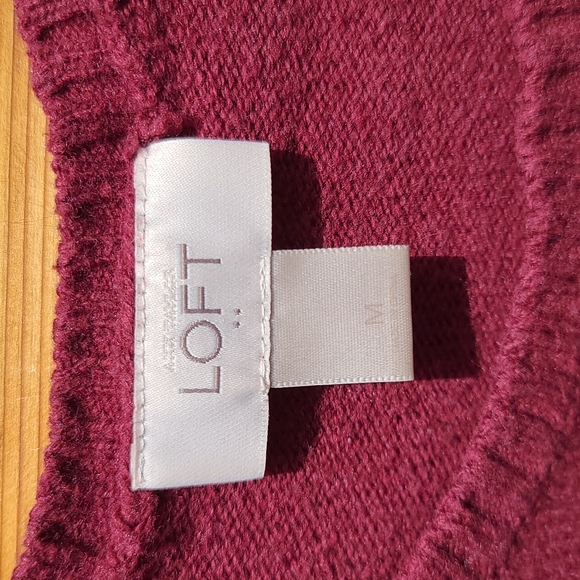 SOLD LOFT Maroon Sweater - Picture 5 of 5